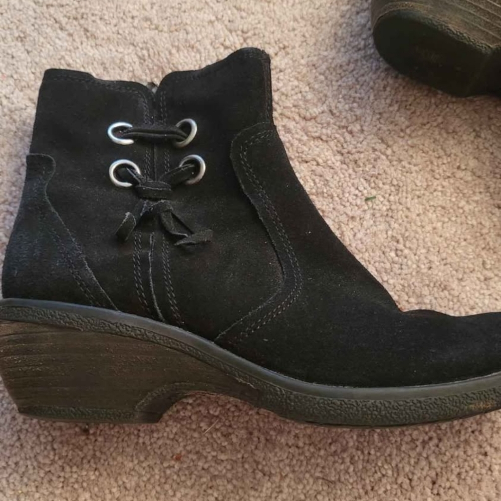 BareTraps Black Ankle Booties with Wedge Heel